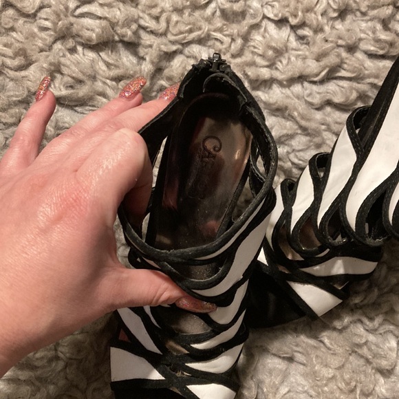 Carlos by Carlos Santana Black & White Cut Out High Heel Bootie Sandal - Picture 4 of 12